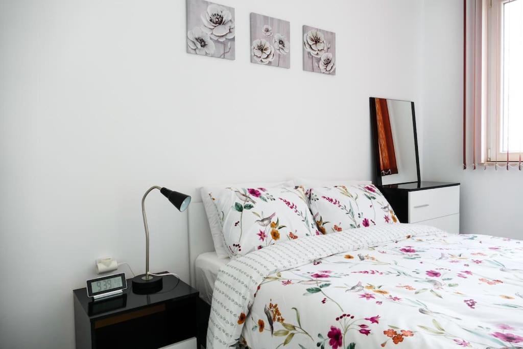Modern & Bright 1Bd Apartment Near Main Square Plowdiw Exterior foto