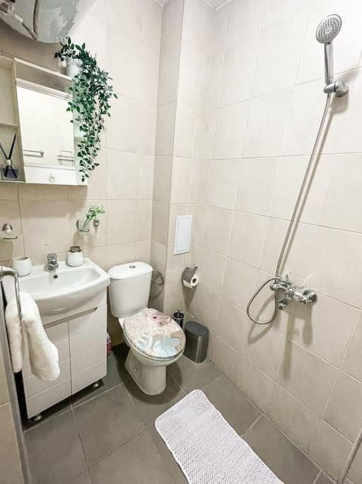Modern & Bright 1Bd Apartment Near Main Square Plowdiw Exterior foto
