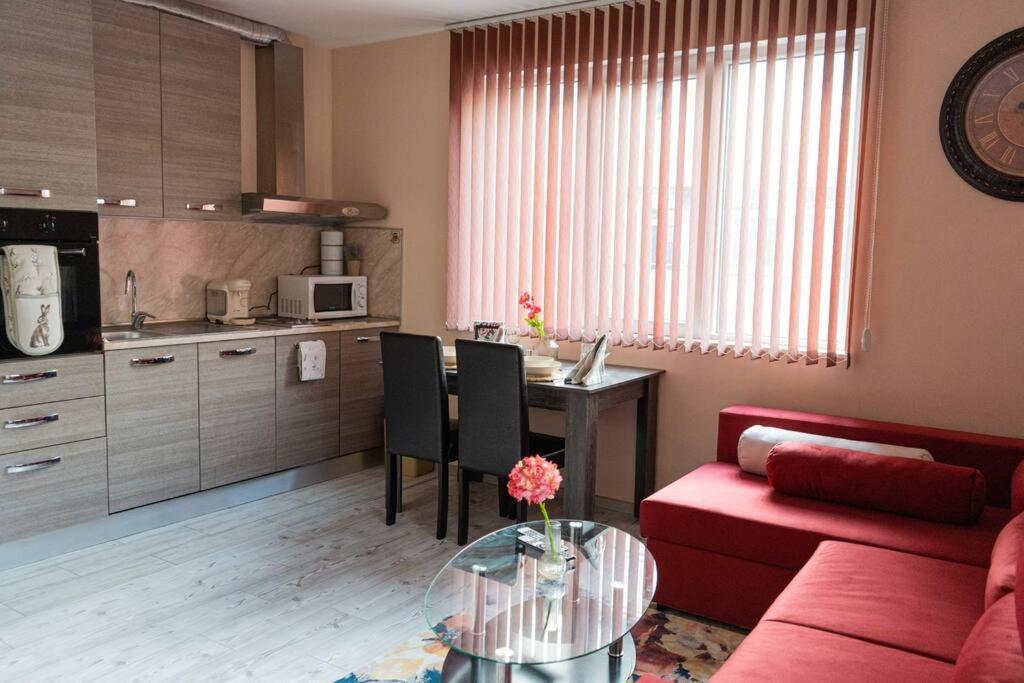 Modern & Bright 1Bd Apartment Near Main Square Plowdiw Exterior foto